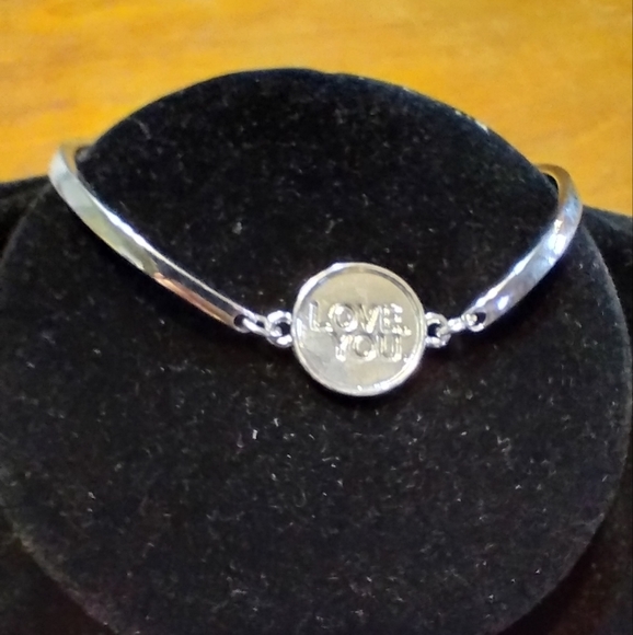 Silver Heart Necklace & Silver Love You Bracelet, Perfect for Valentine'… - Picture 6 of 11